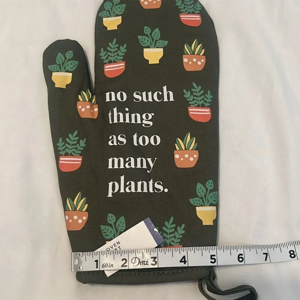 NWT Green Plant Pattern Oven Mitt “No such thing as too many plants”